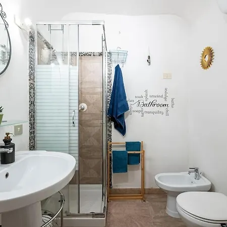 Minutes From Ponte Vecchio Old Town Apartment Florence